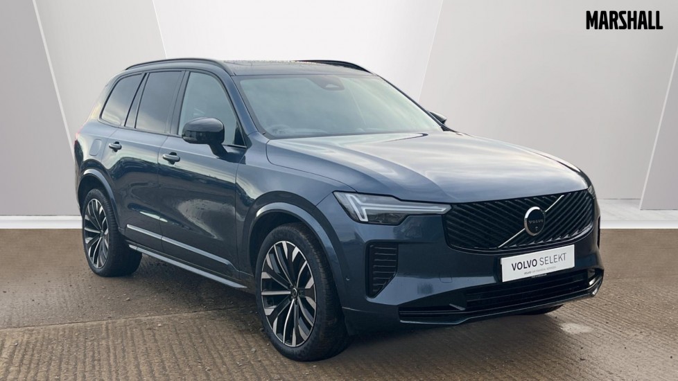 Main listing image - Volvo XC90
