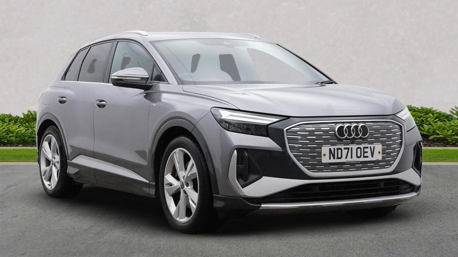 Main listing image - Audi Q4
