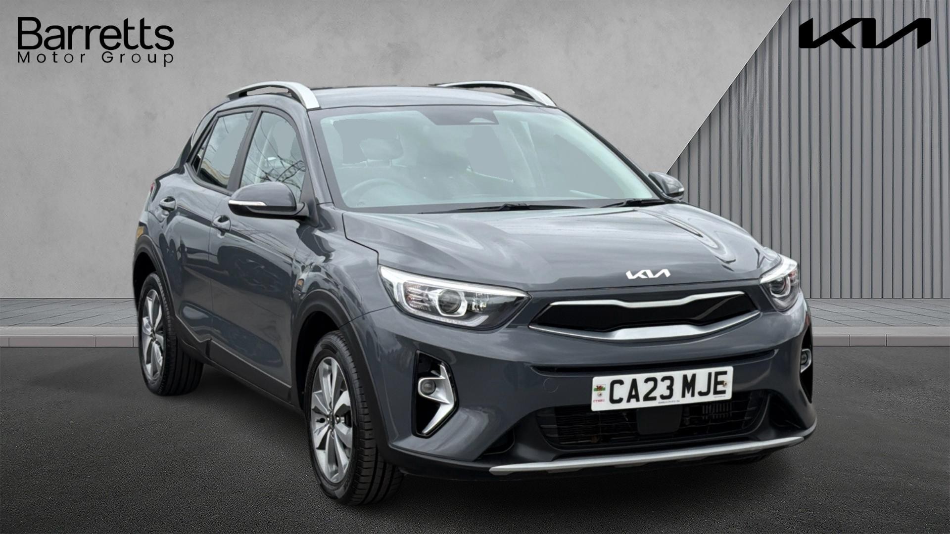Main listing image - Kia Stonic