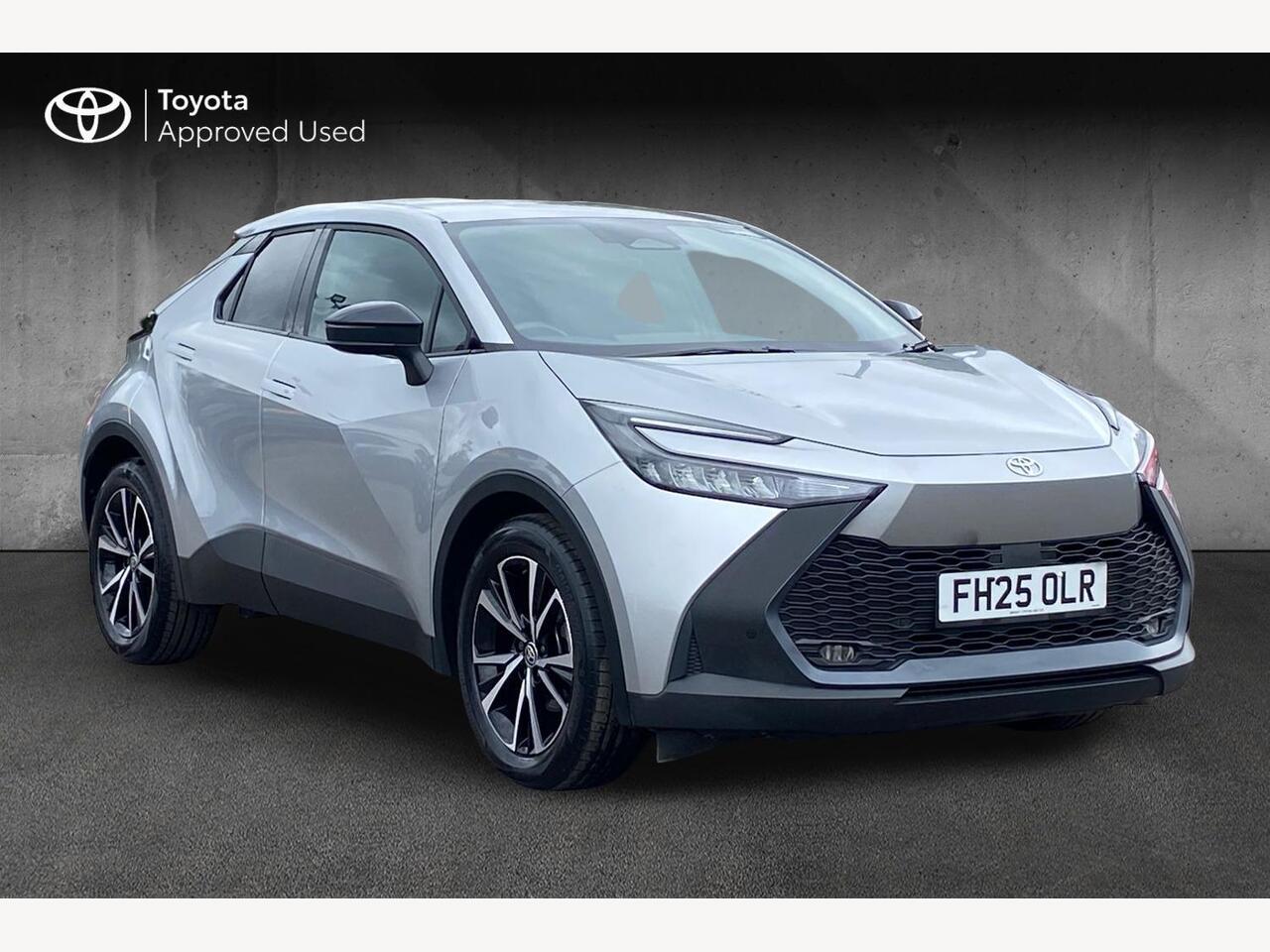 Main listing image - Toyota C-HR