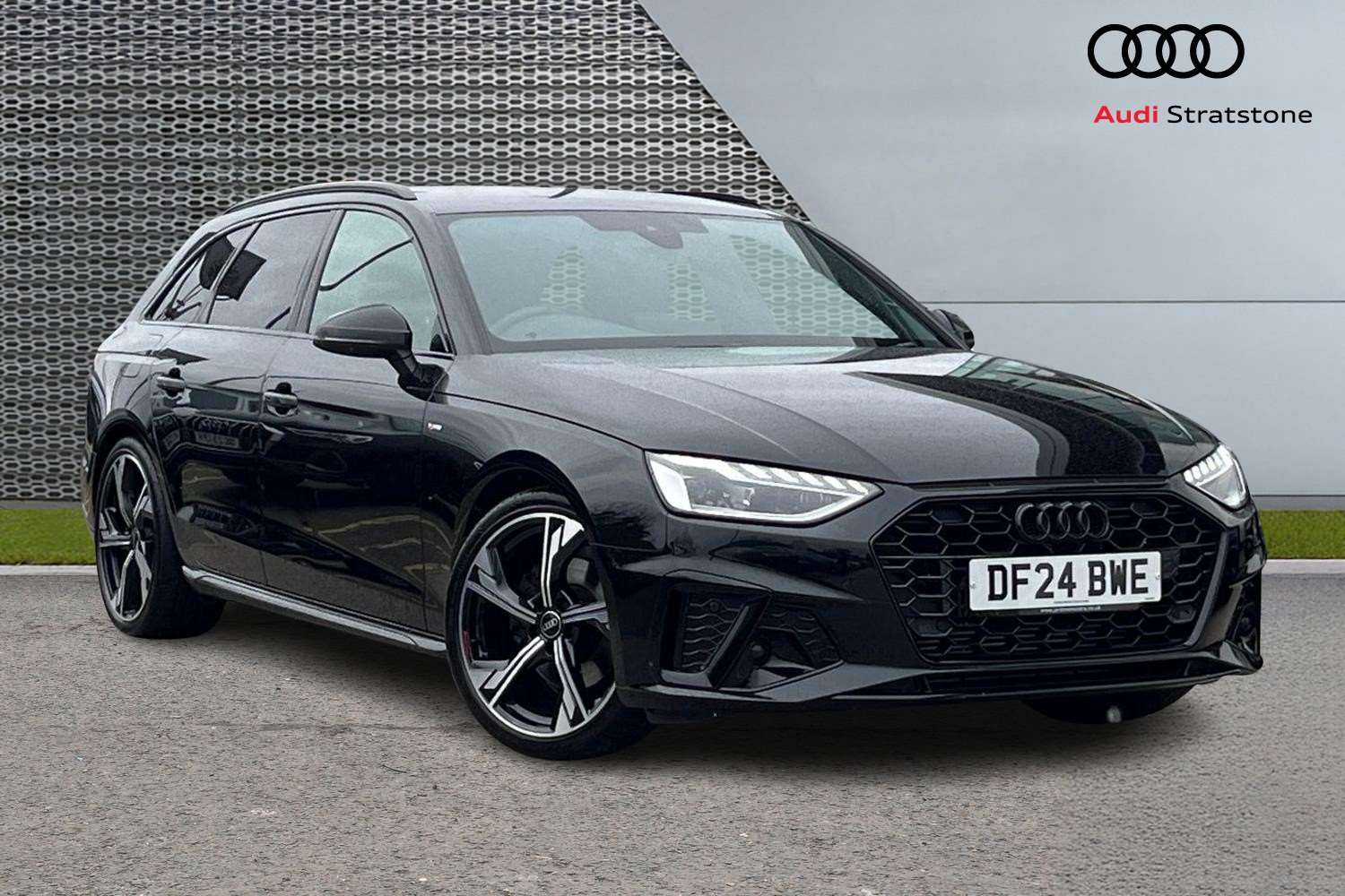Main listing image - Audi A4 Avant