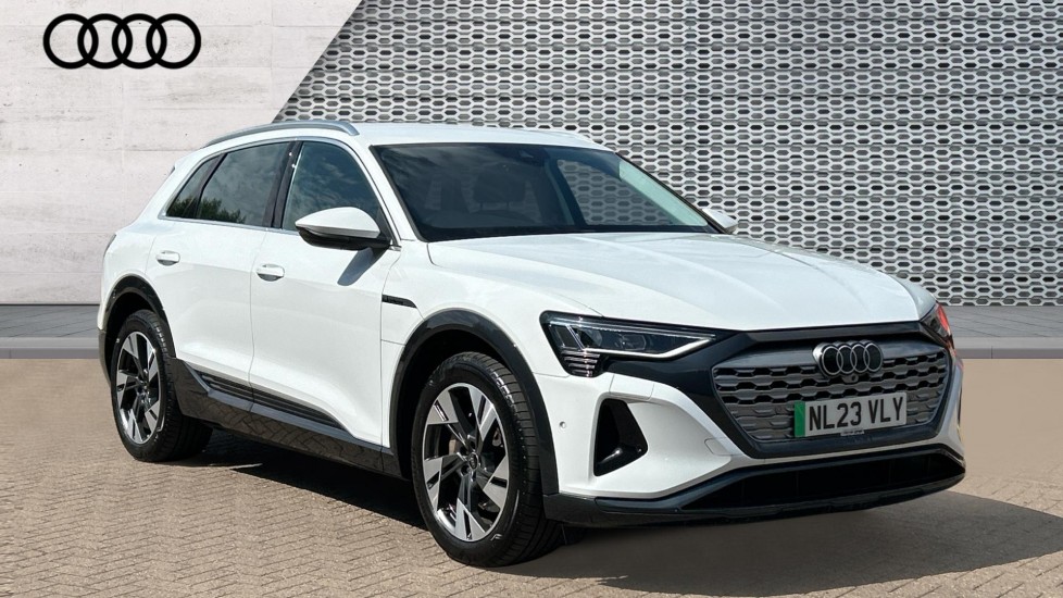 Main listing image - Audi Q8