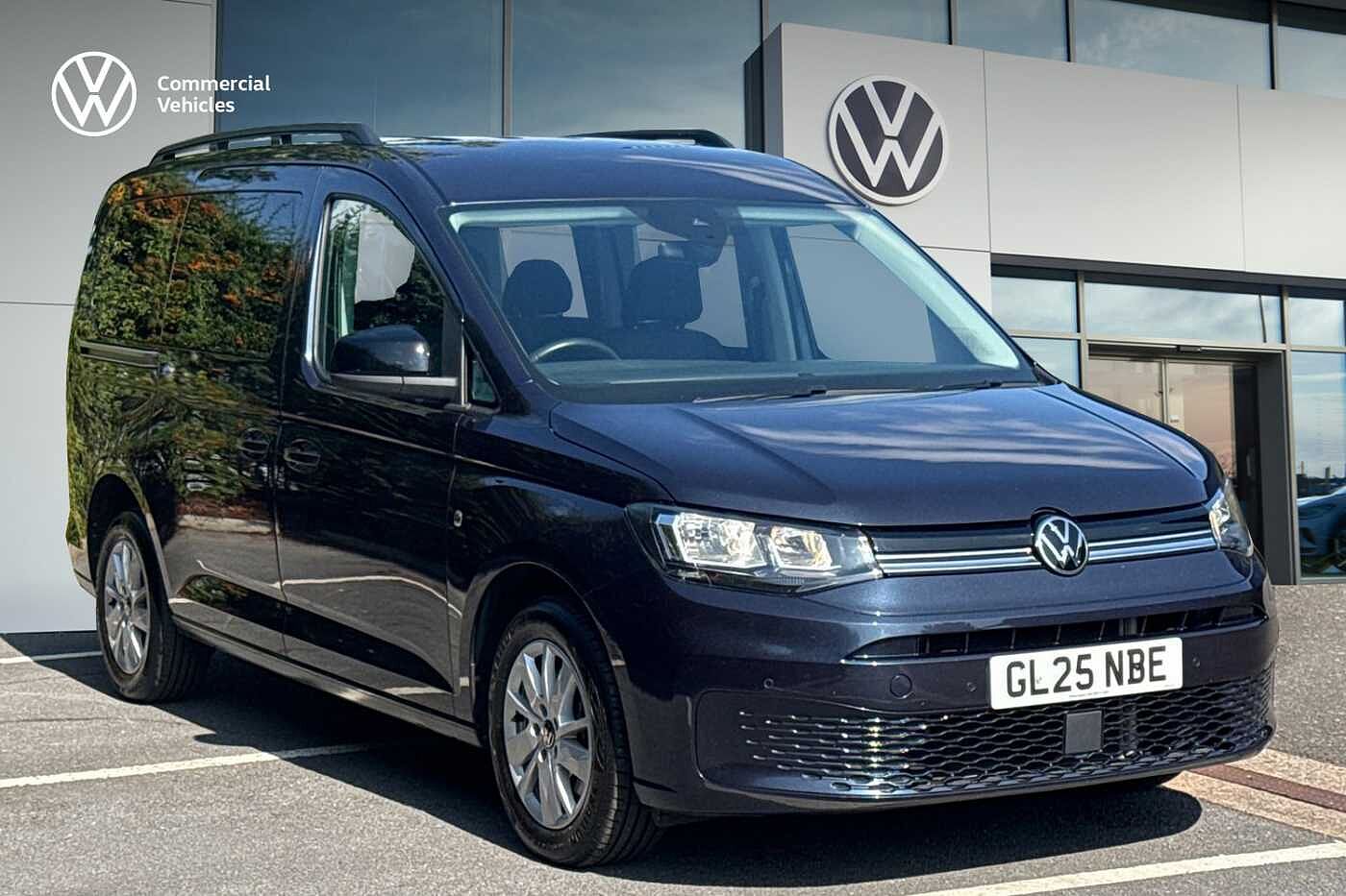 Main listing image - Volkswagen Caddy Maxi