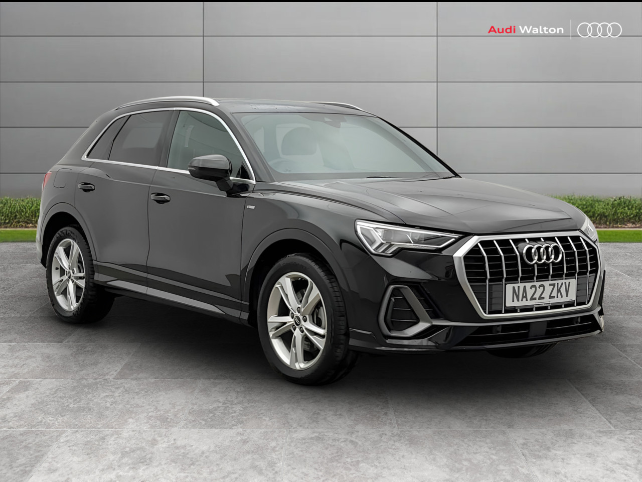Main listing image - Audi Q3