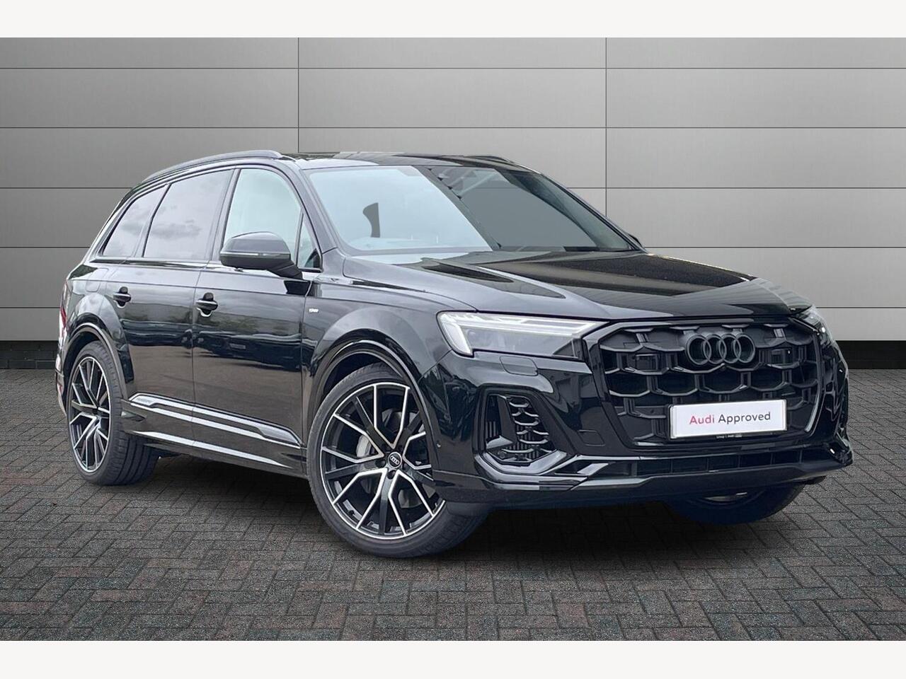 Main listing image - Audi Q7