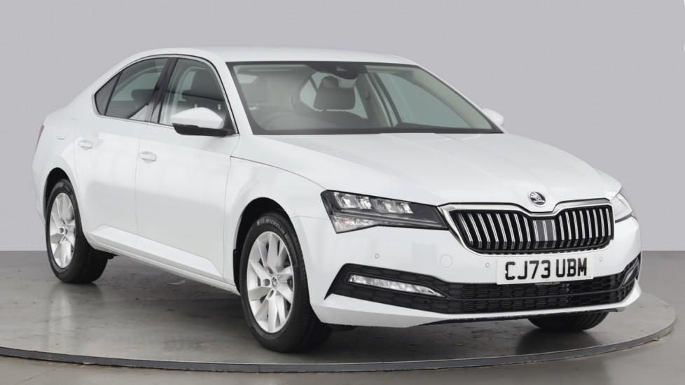 Main listing image - Skoda Superb