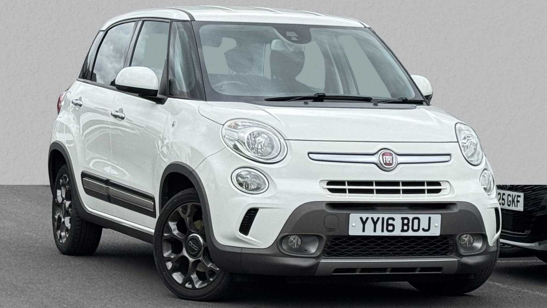 Main listing image - Fiat 500L