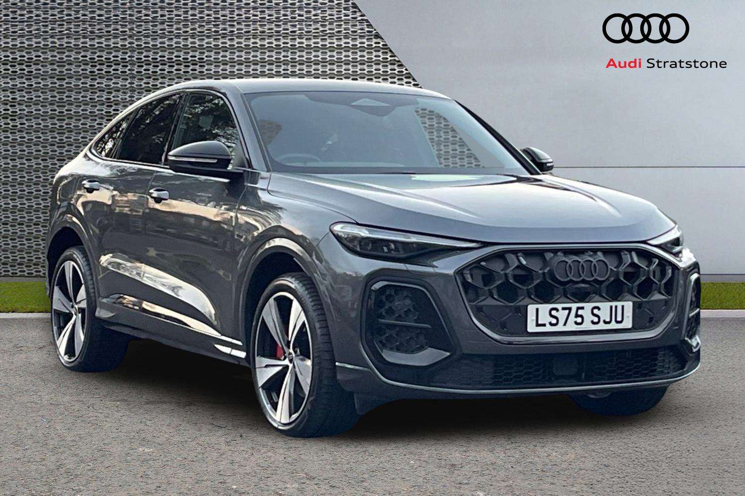 Main listing image - Audi Q5 Sportback