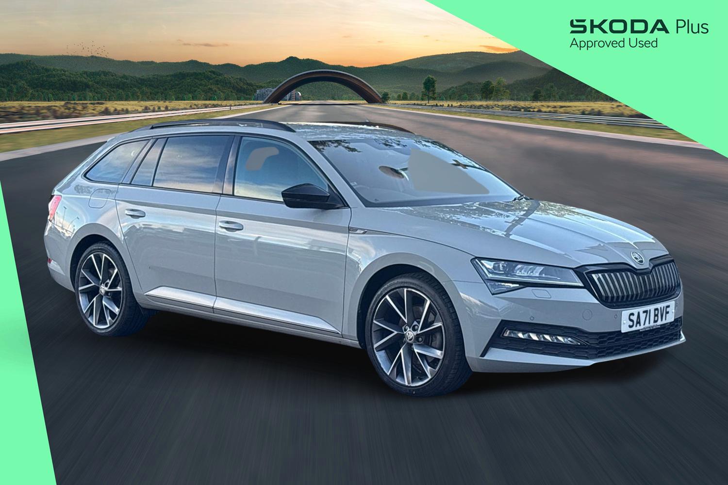 Main listing image - Skoda Superb