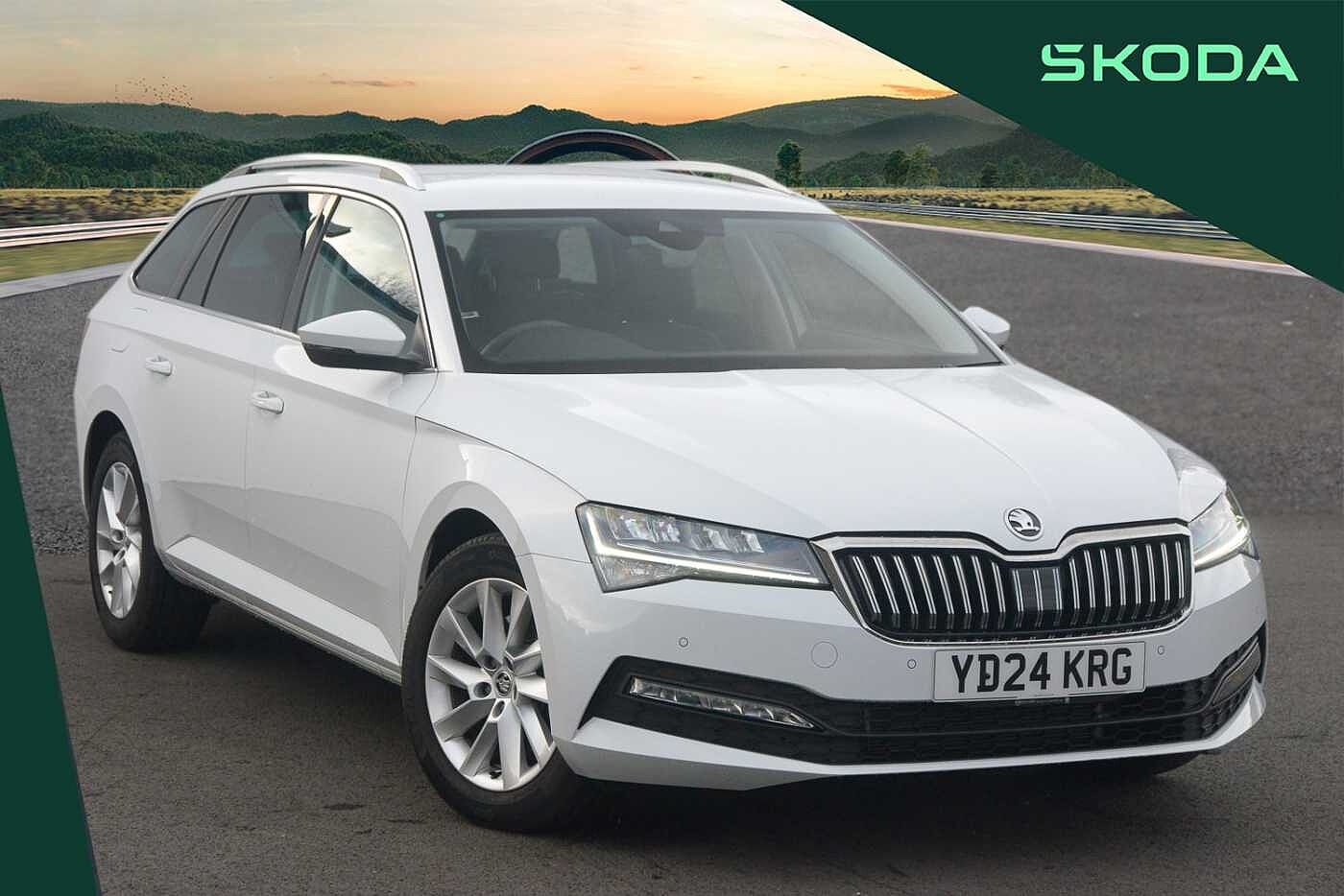 Main listing image - Skoda Superb Estate