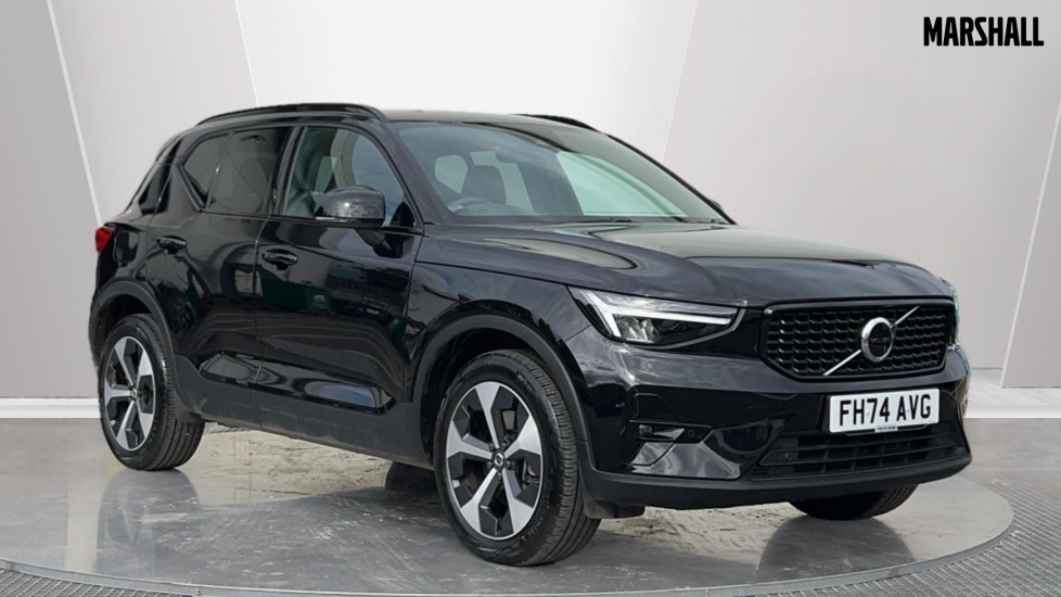 Main listing image - Volvo XC40