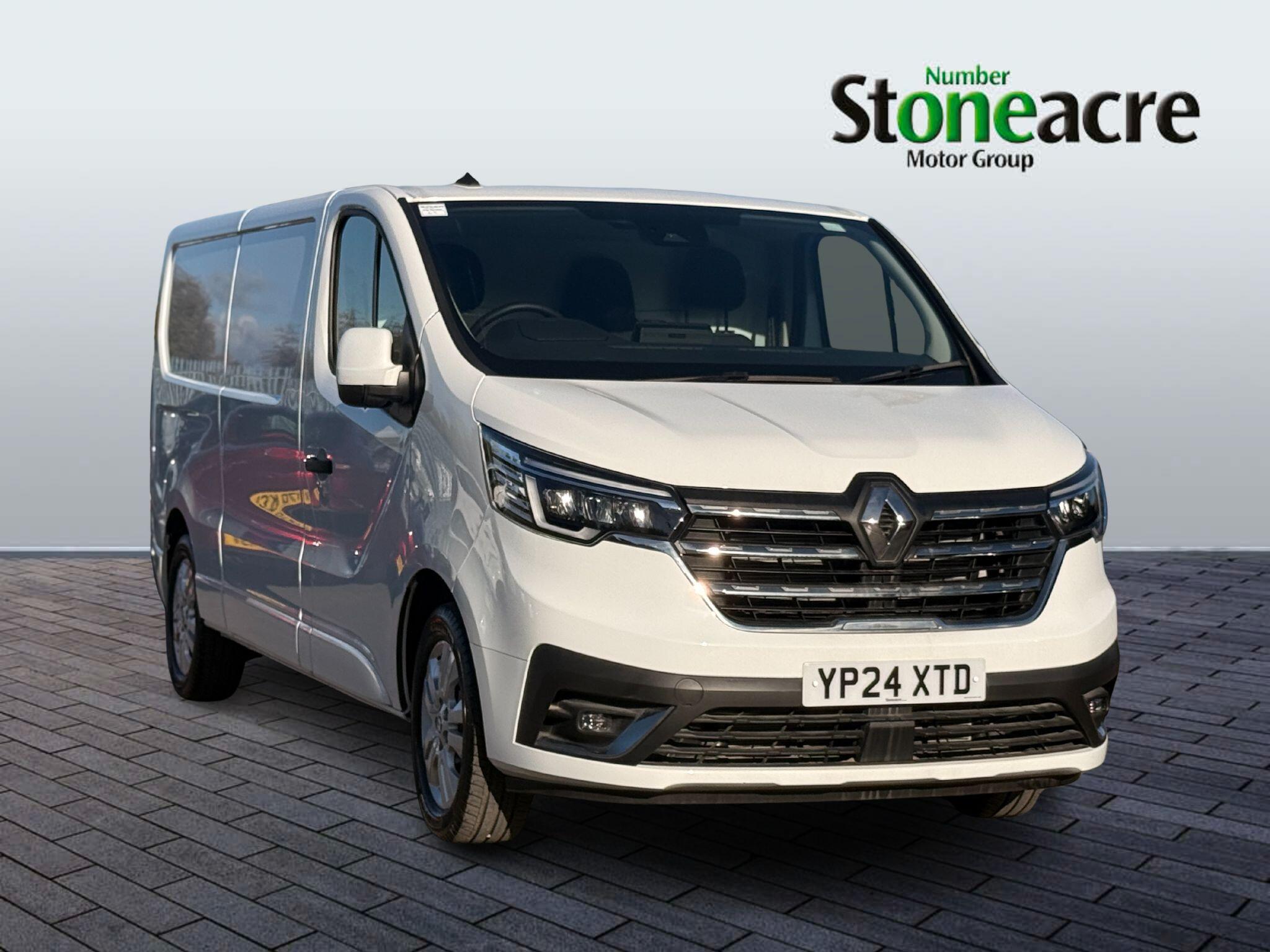Main listing image - Renault Trafic