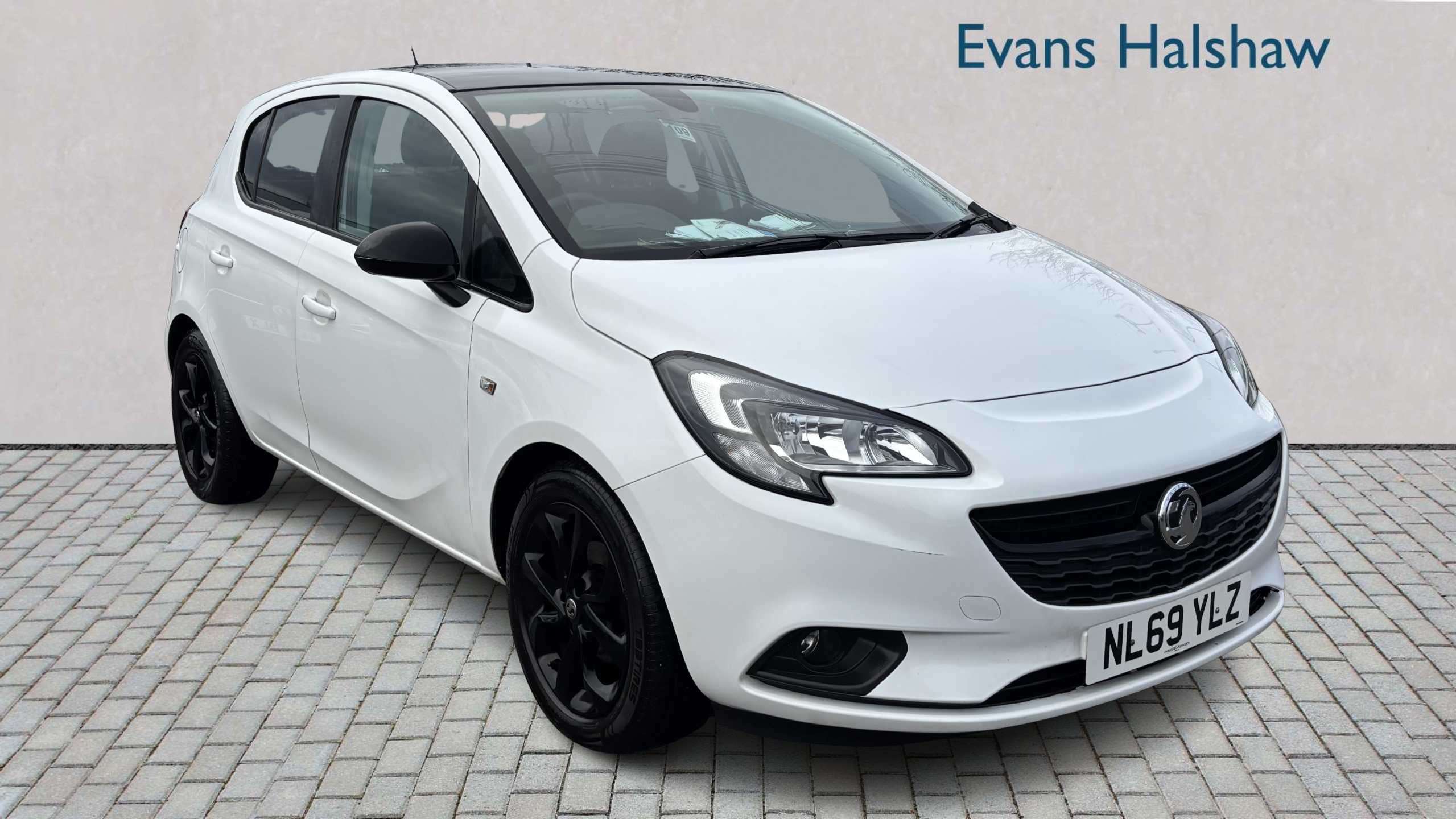 Main listing image - Vauxhall Corsa
