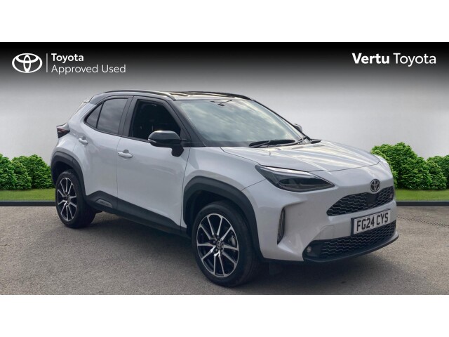 Main listing image - Toyota Yaris Cross