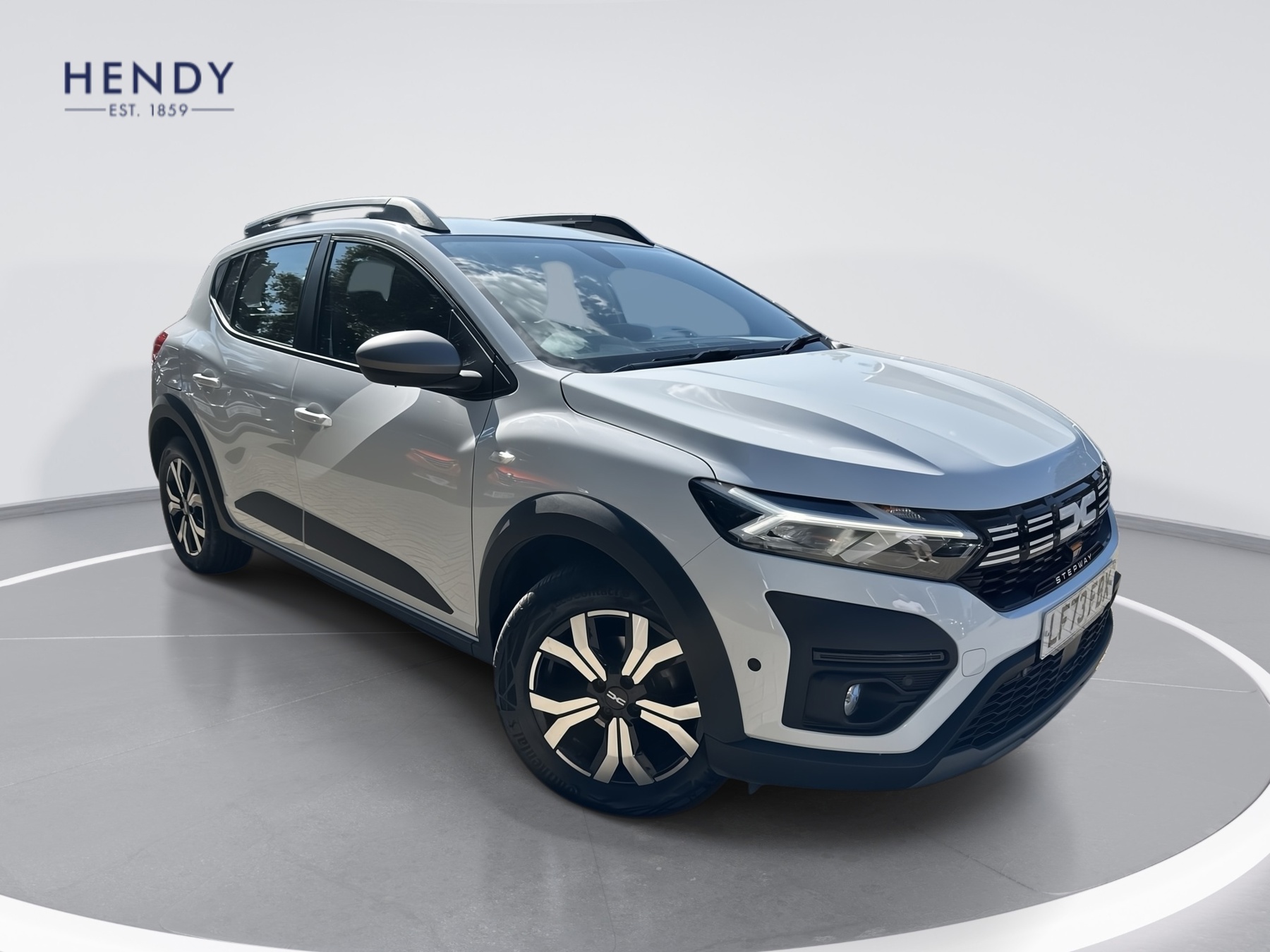 Main listing image - Dacia Sandero Stepway