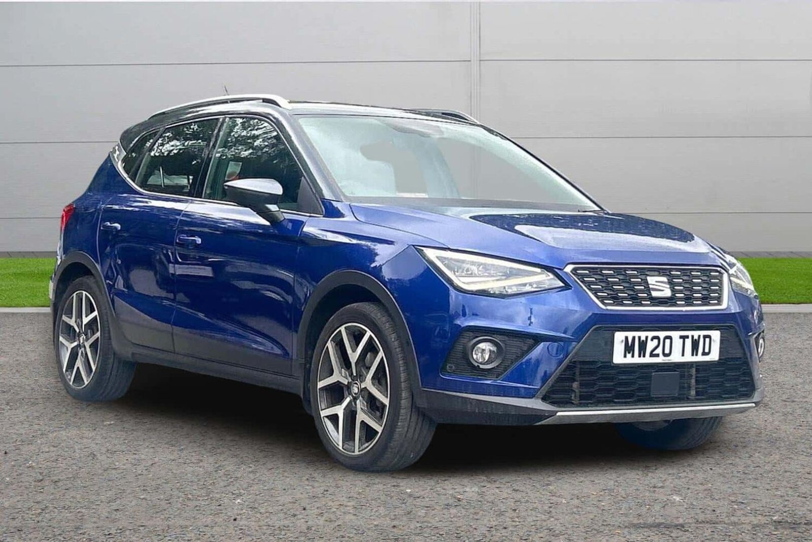 Main listing image - SEAT Arona