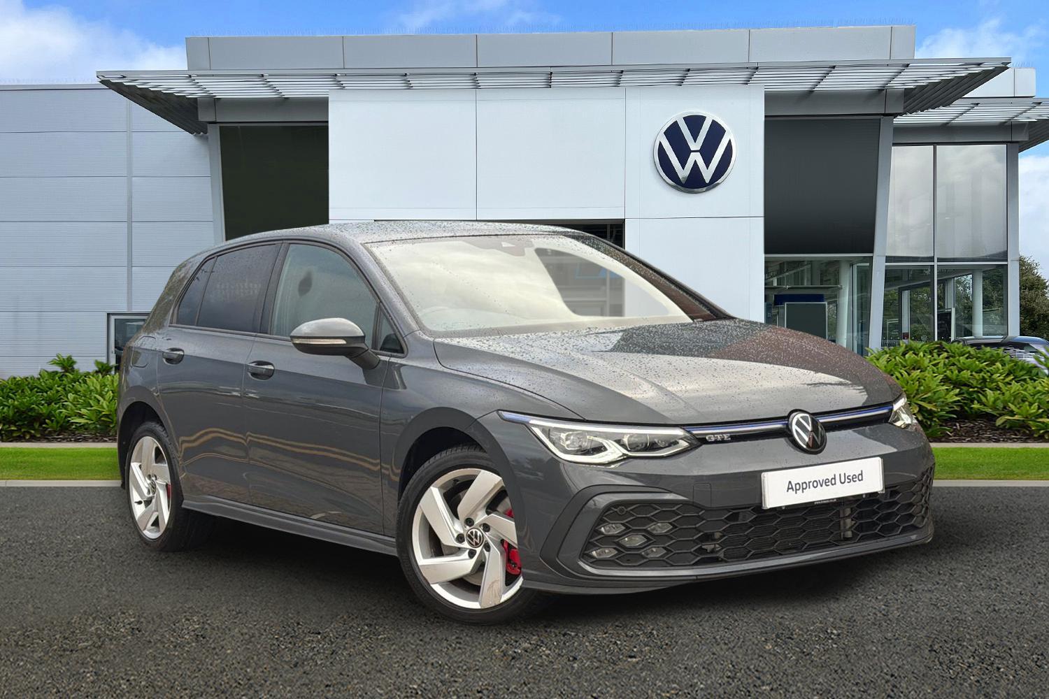 Main listing image - Volkswagen Golf