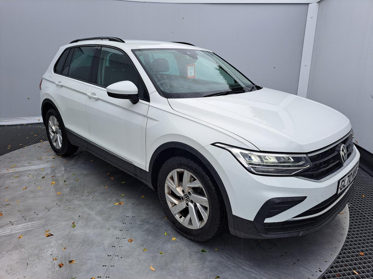 Main listing image - Volkswagen Tiguan