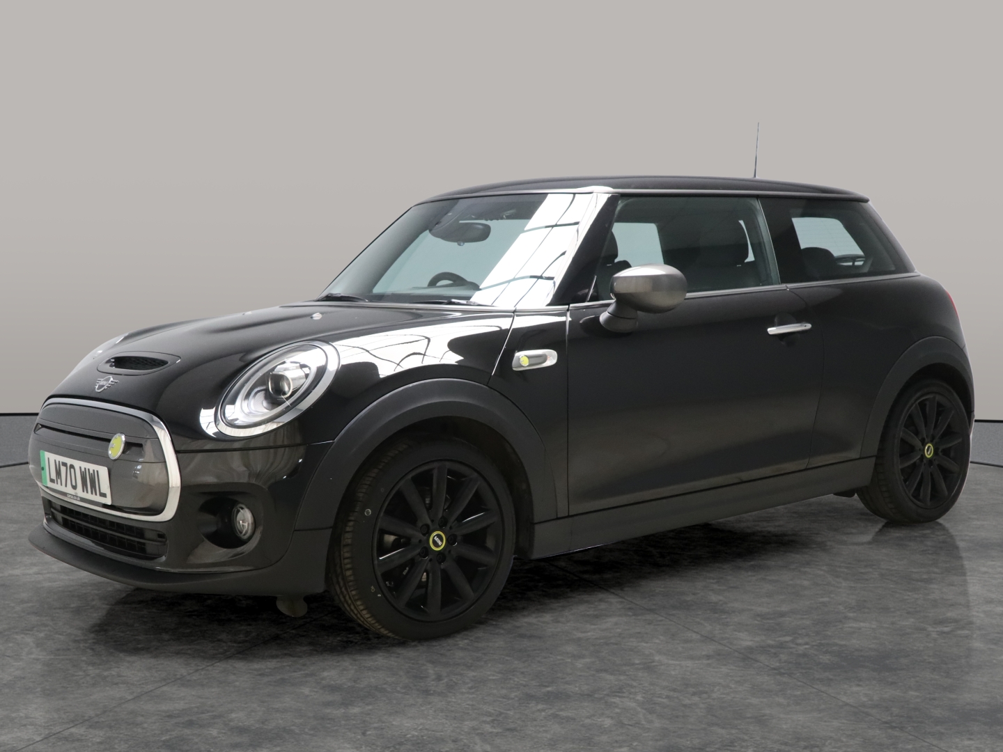 Main listing image - MINI Electric