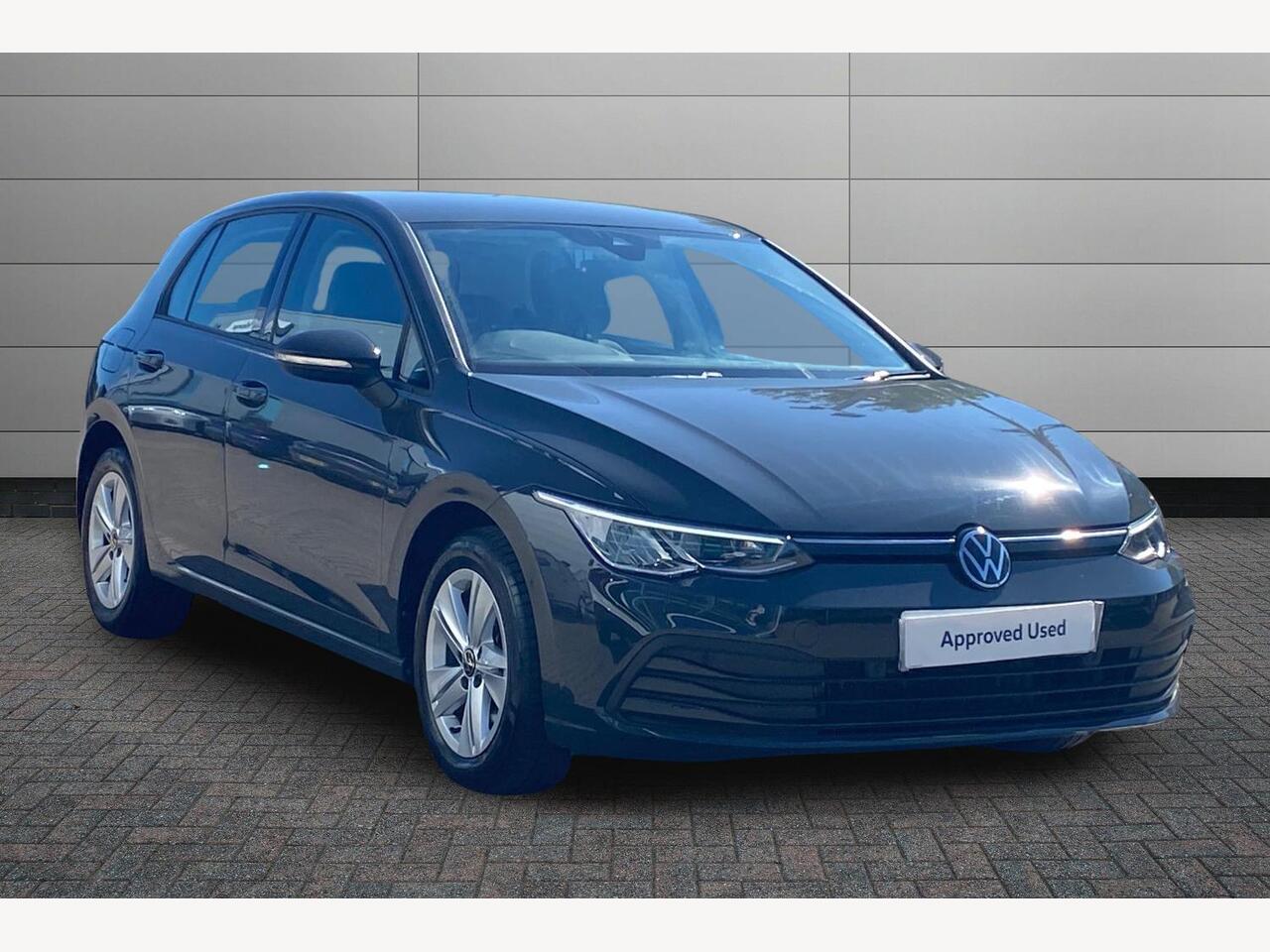Main listing image - Volkswagen Golf