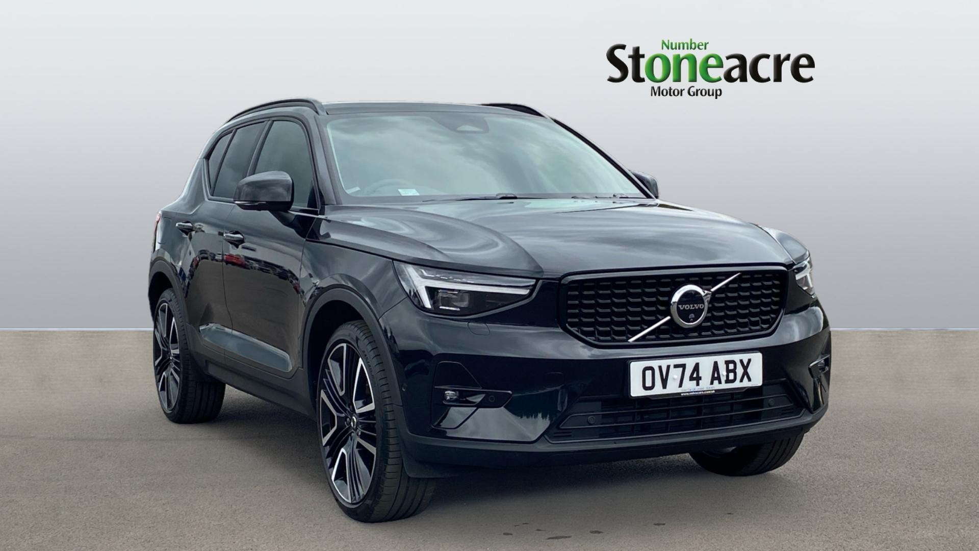 Main listing image - Volvo XC40