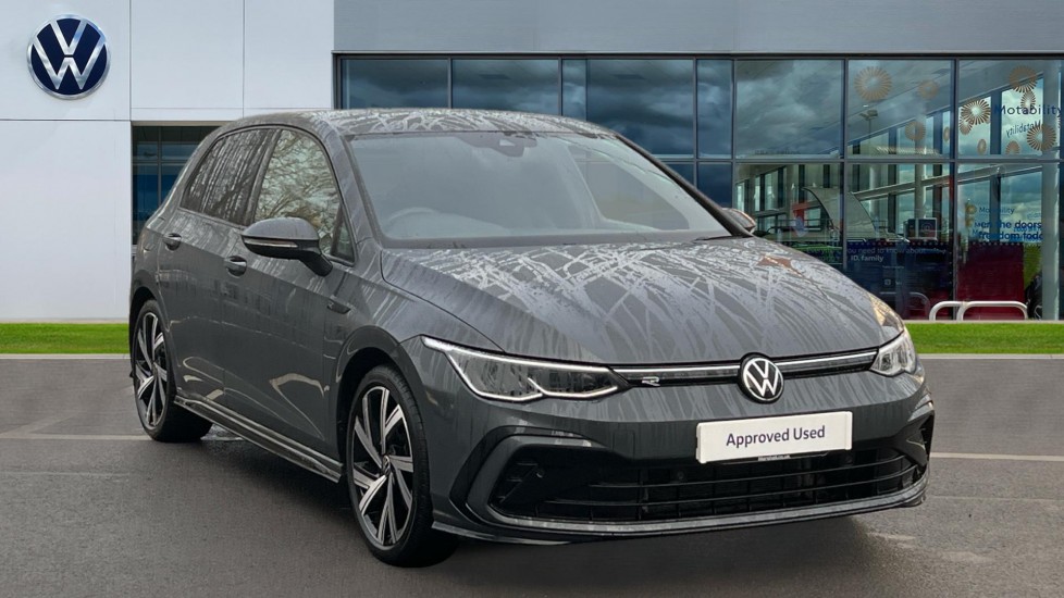 Main listing image - Volkswagen Golf