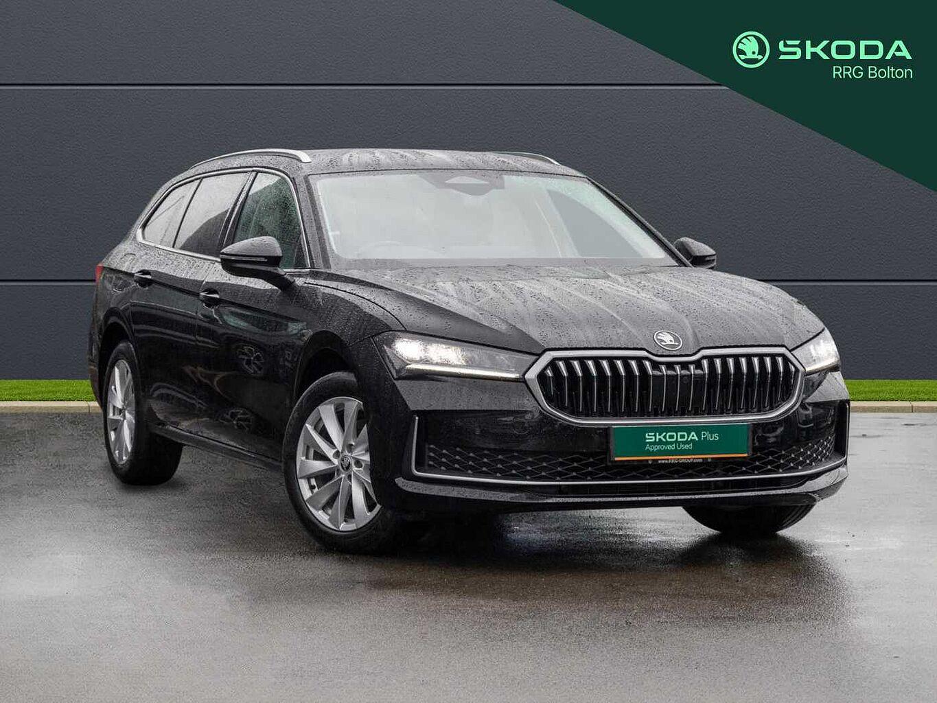 Main listing image - Skoda Superb Estate