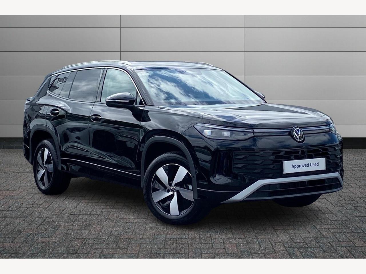 Main listing image - Volkswagen Tayron