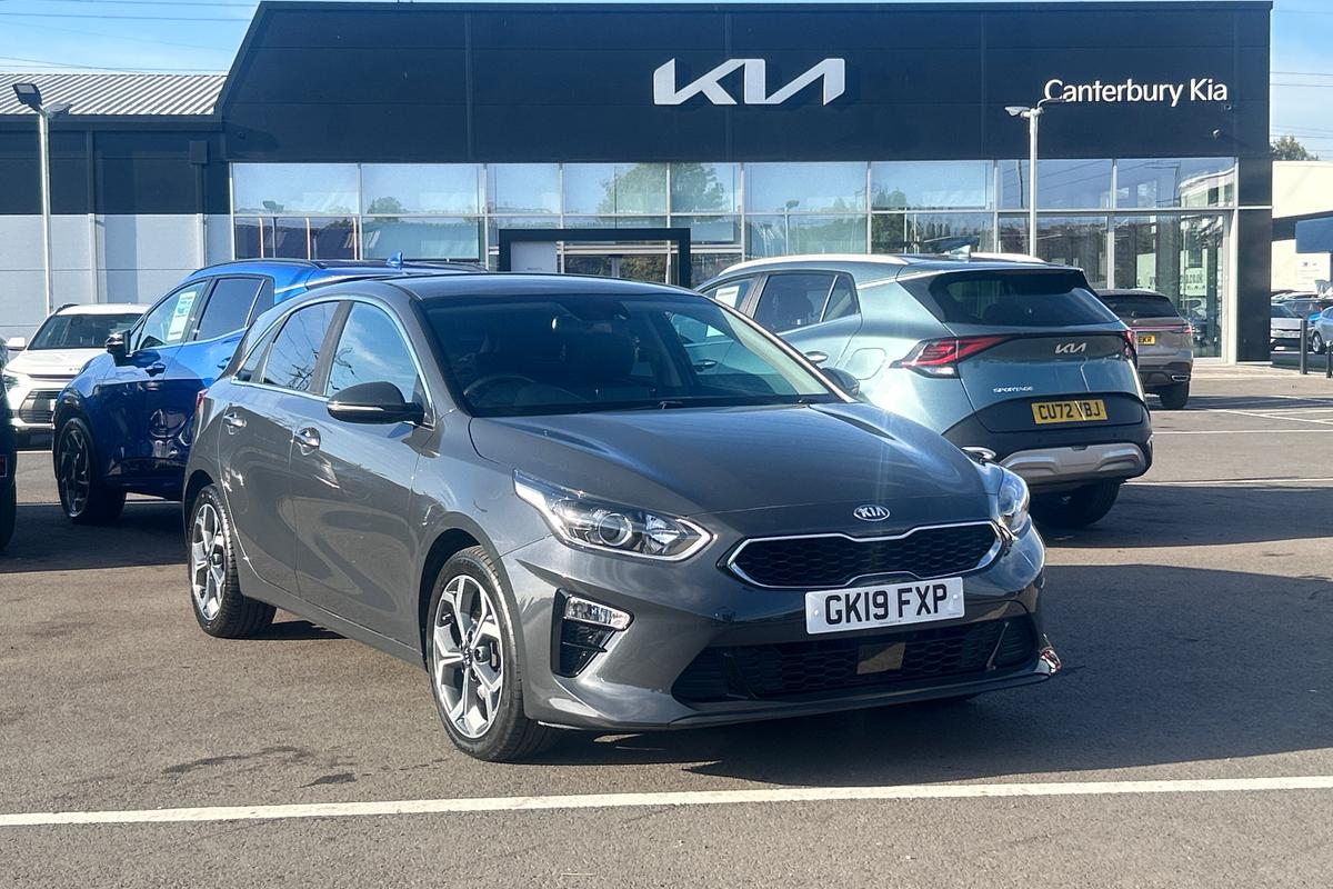 Main listing image - Kia Ceed