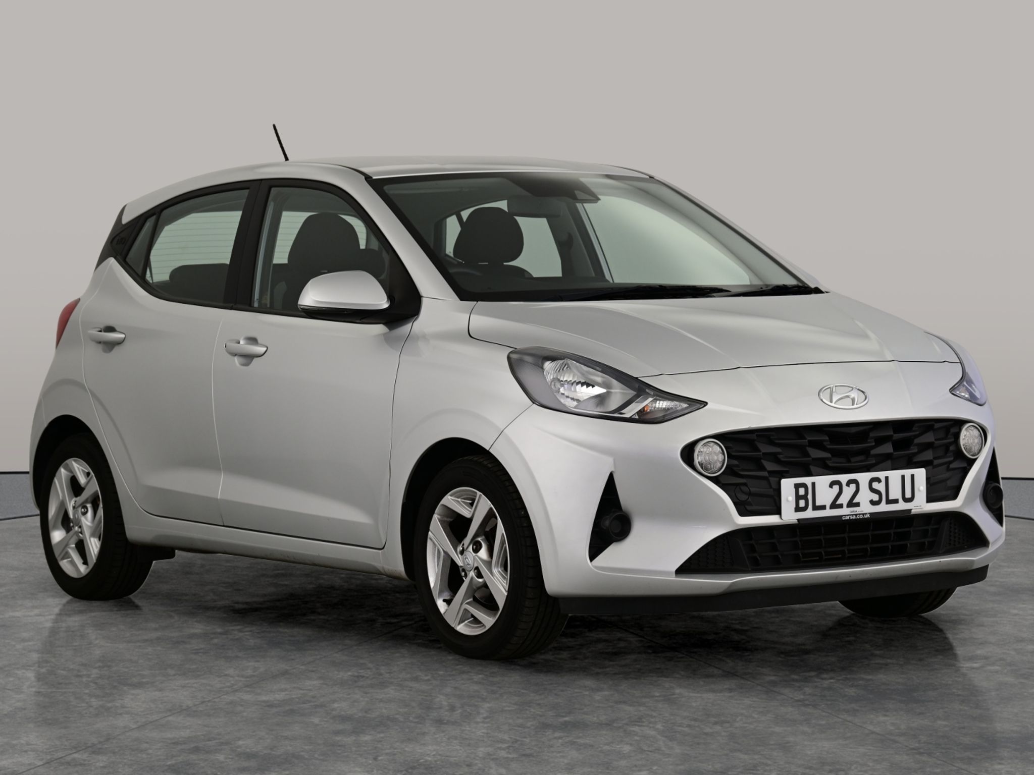 Main listing image - Hyundai i10