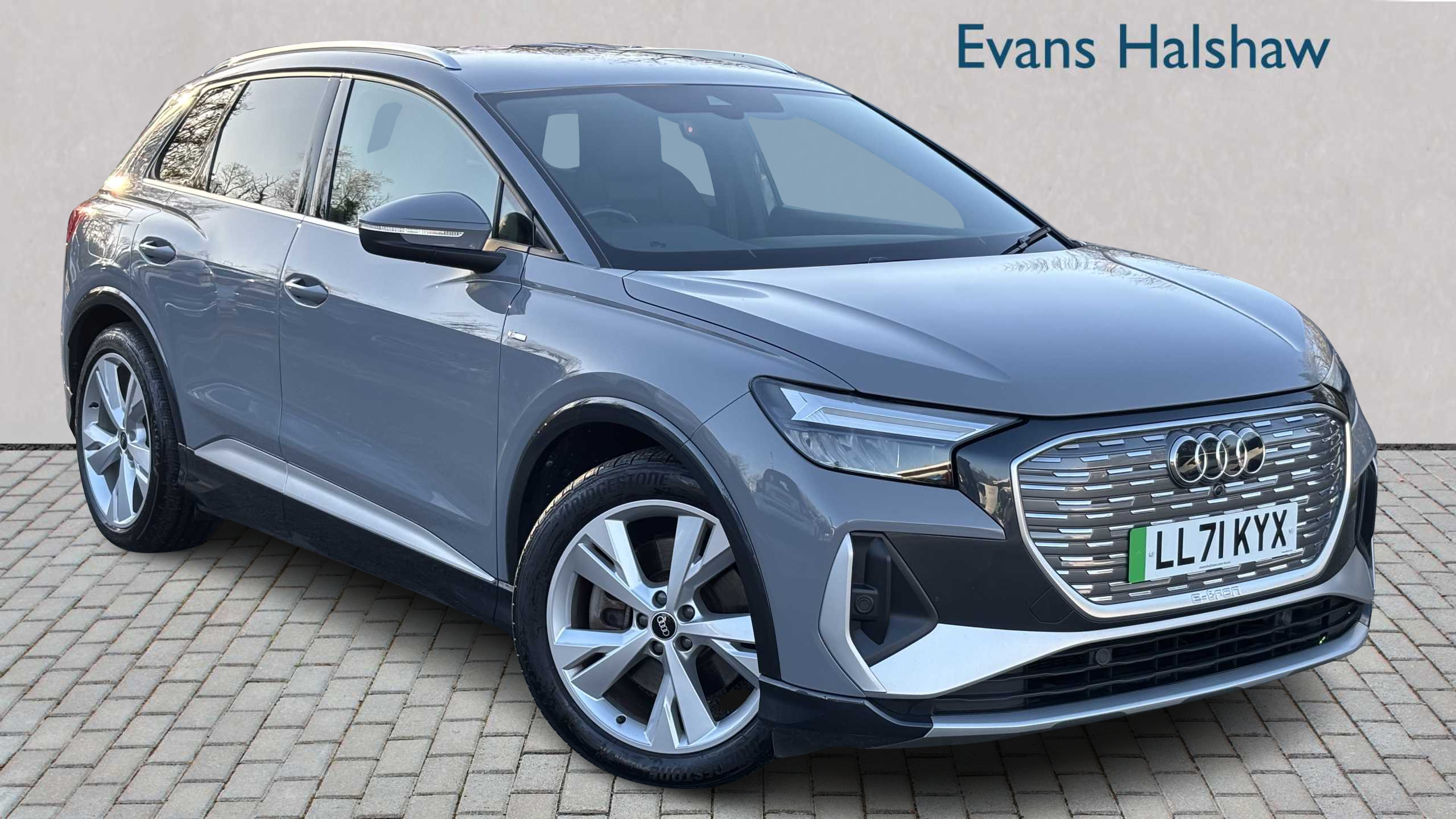 Main listing image - Audi Q4