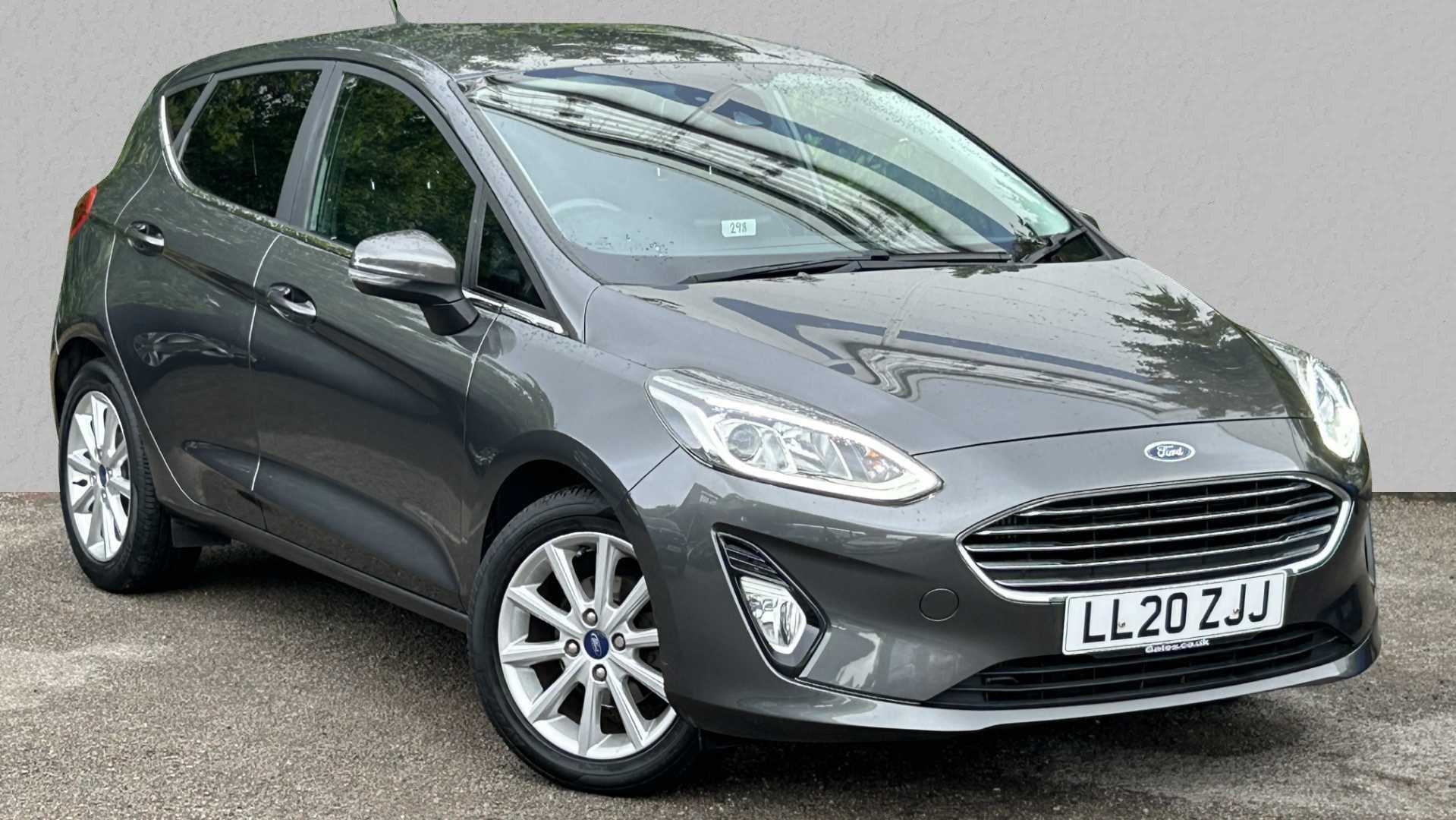 Main listing image - Ford Fiesta