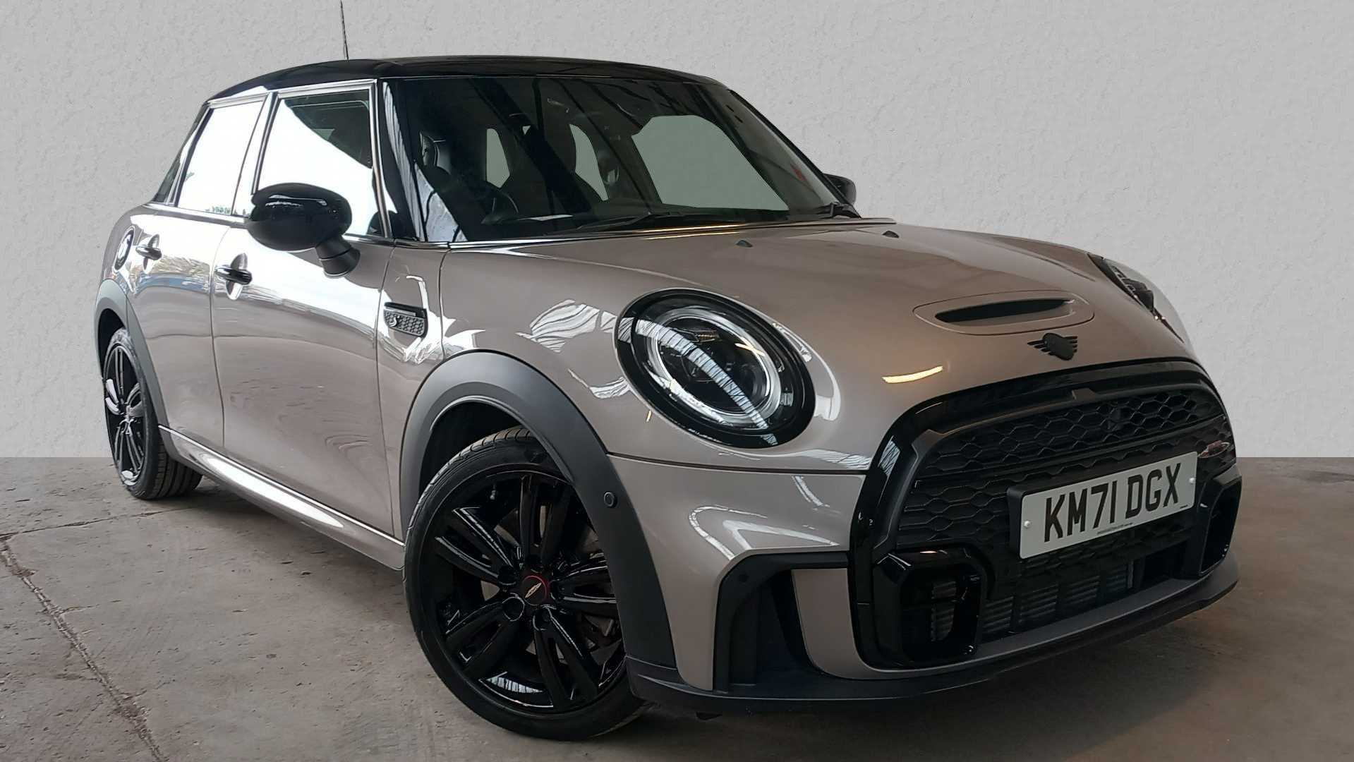 Main listing image - MINI Hatchback 5dr