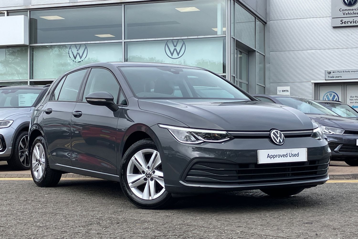 Main listing image - Volkswagen Golf