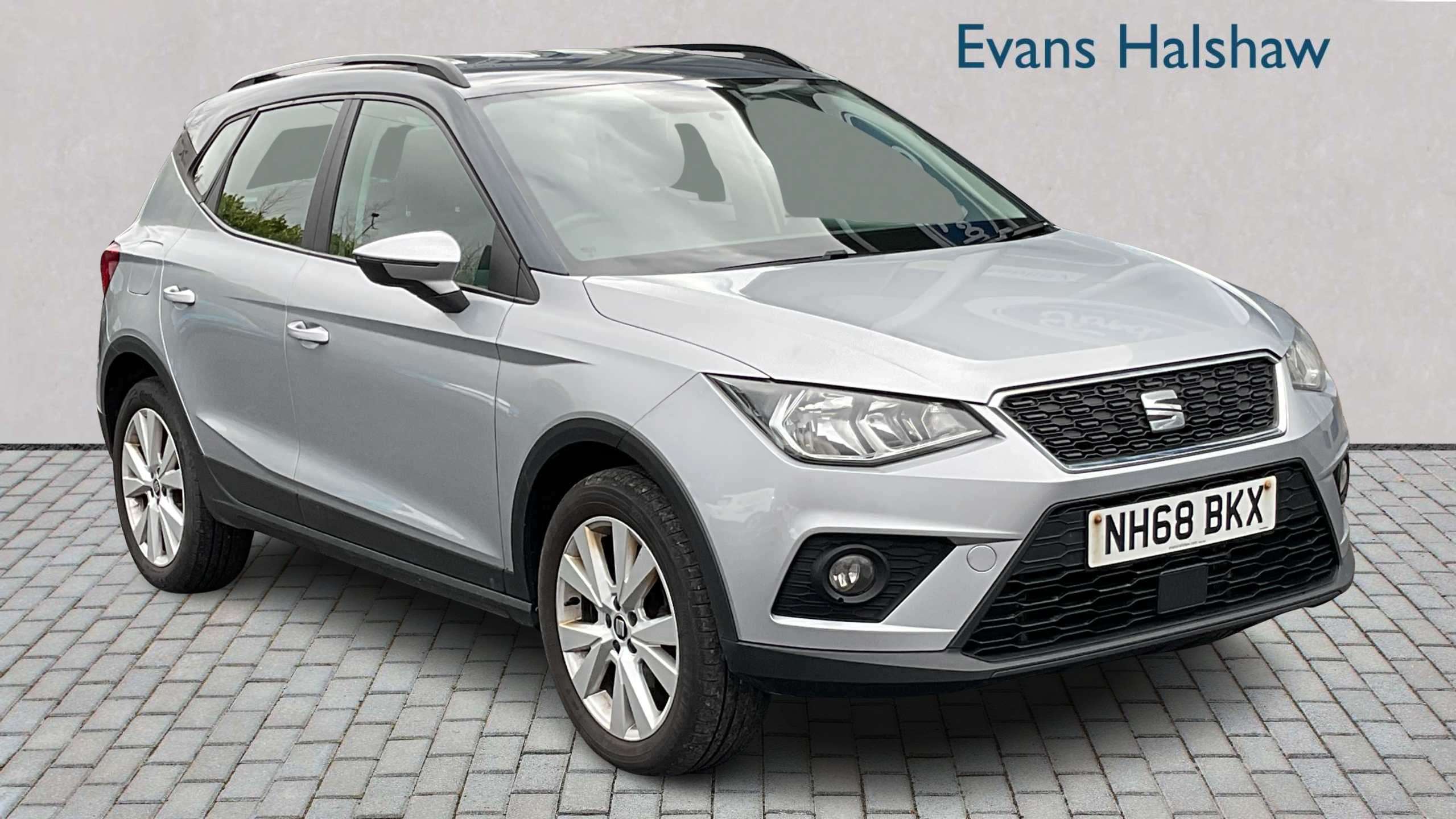 Main listing image - SEAT Arona