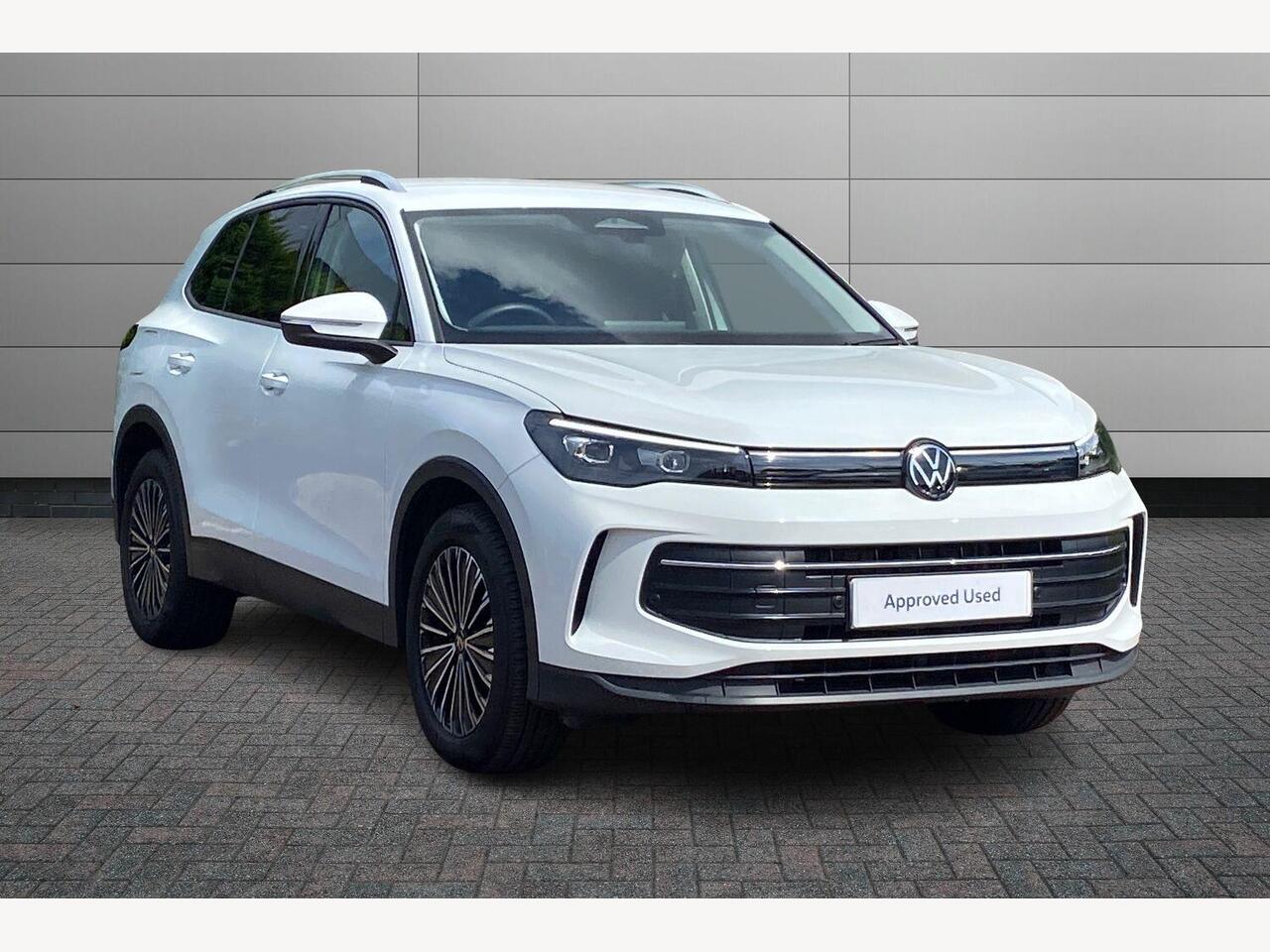 Main listing image - Volkswagen Tiguan