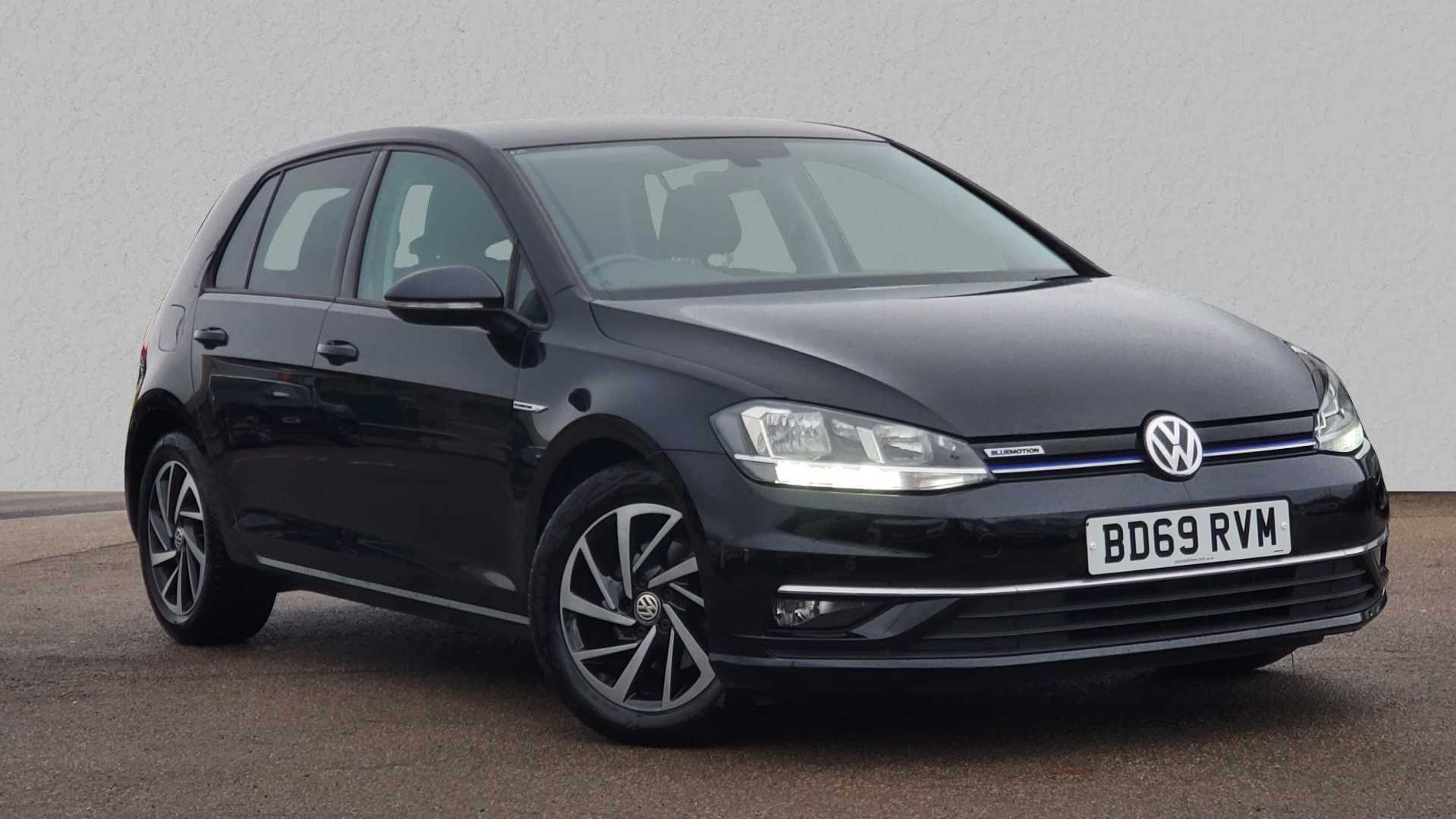 Main listing image - Volkswagen Golf