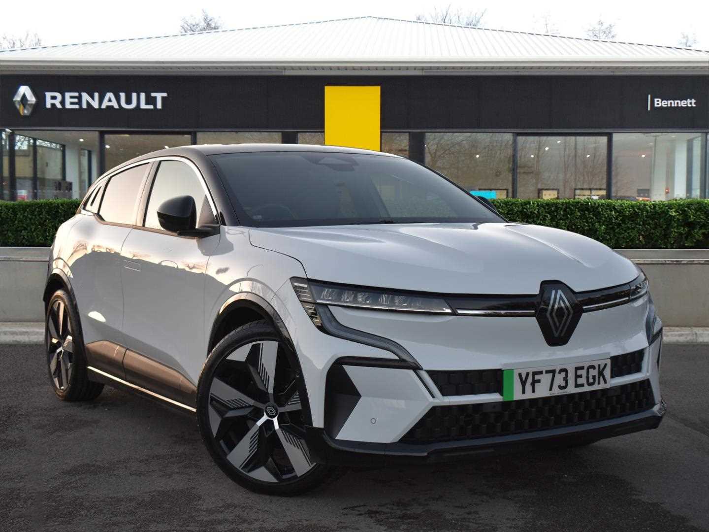 Main listing image - Renault Megane E Tech