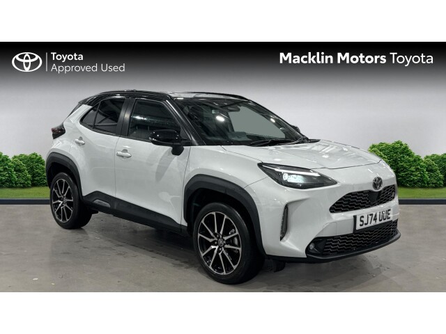 Main listing image - Toyota Yaris Cross