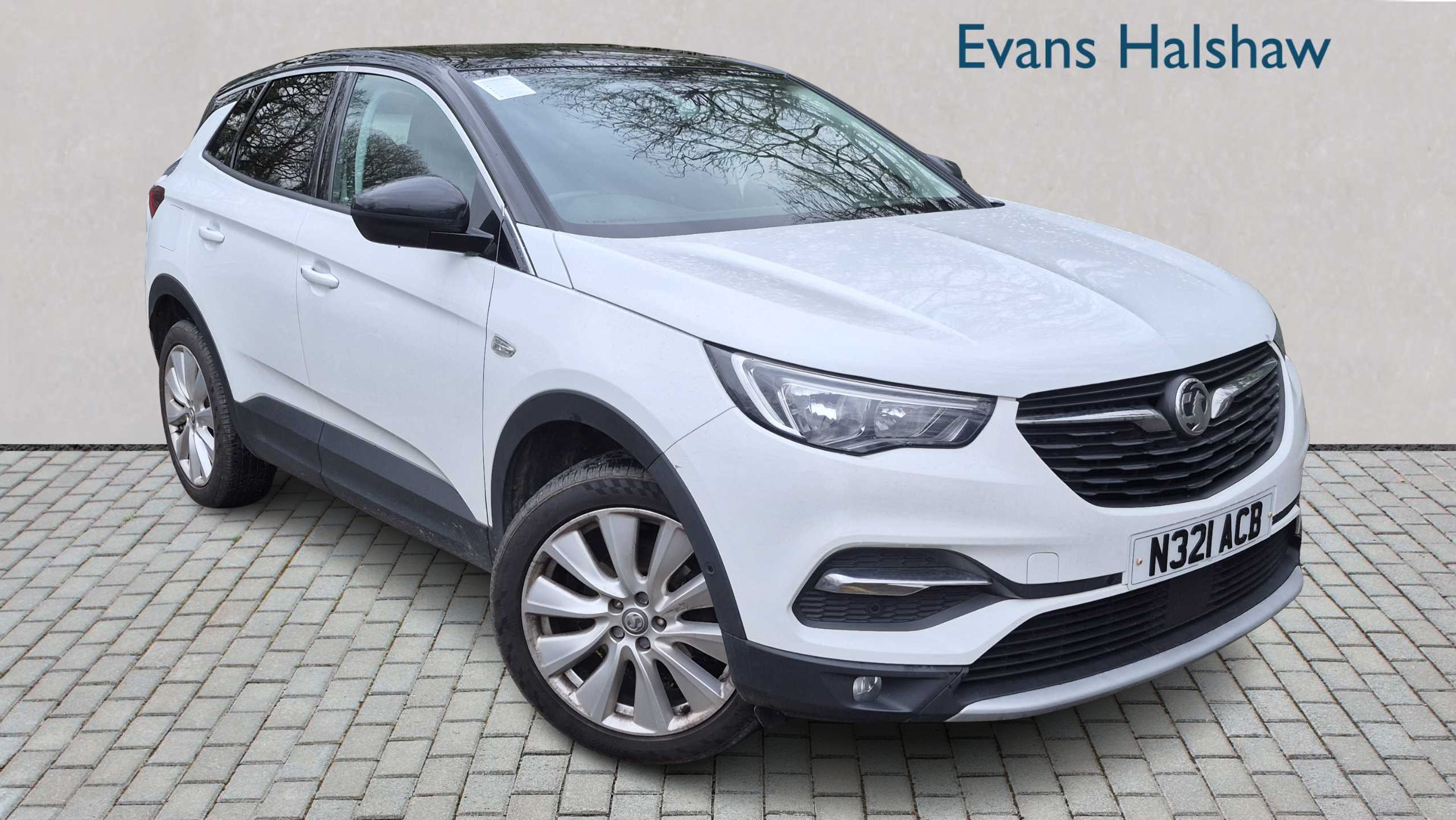 Main listing image - Vauxhall Grandland X