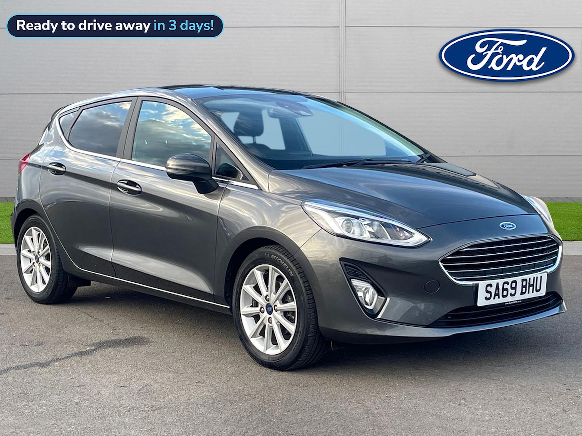 Main listing image - Ford Fiesta