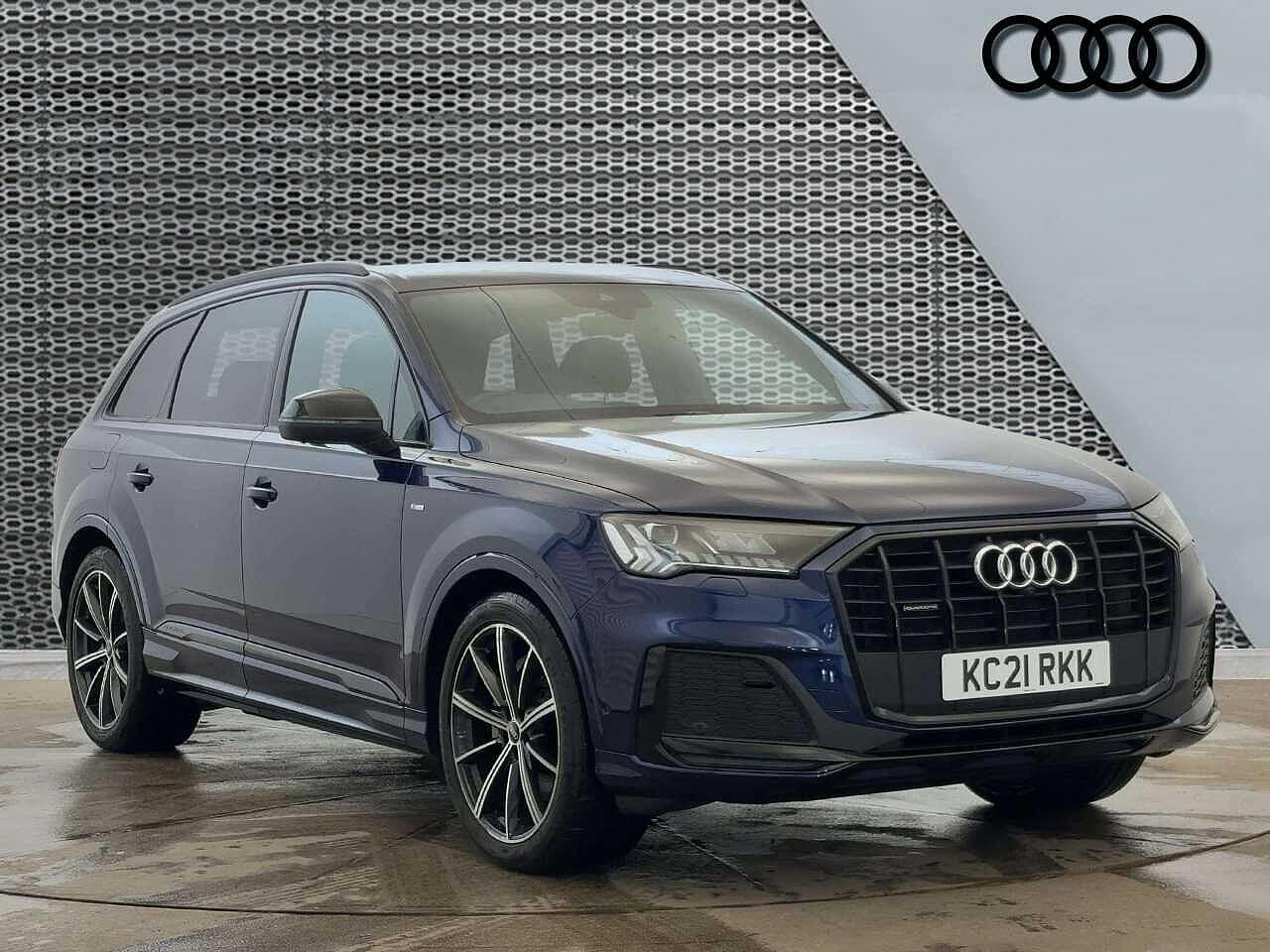 Main listing image - Audi Q7