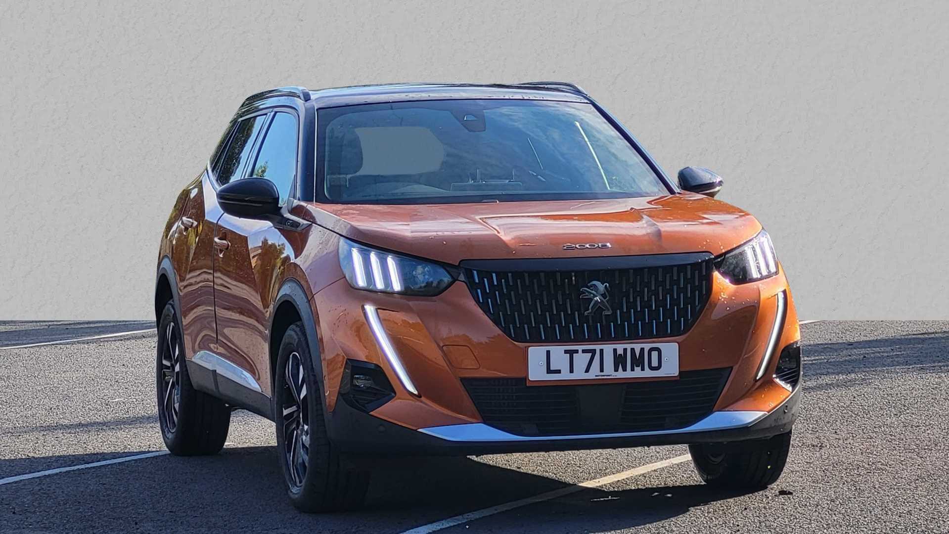 Main listing image - Peugeot 2008