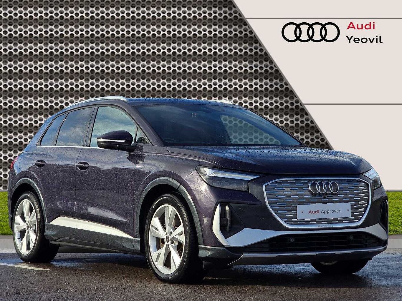 Main listing image - Audi Q4