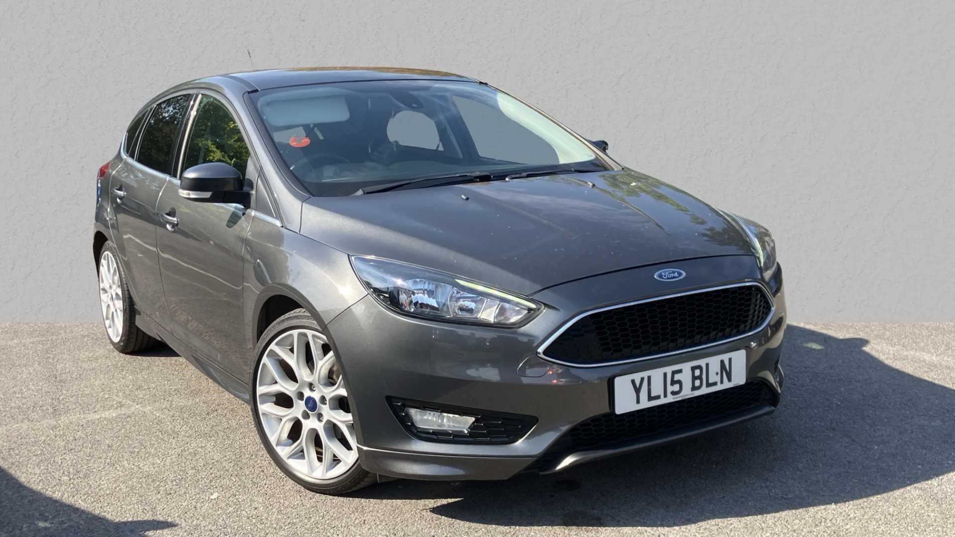 Main listing image - Ford Focus