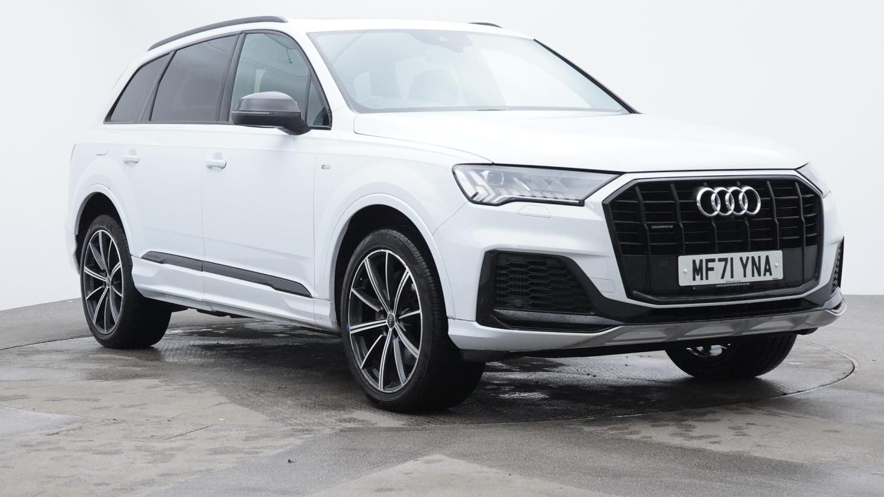 Main listing image - Audi Q7