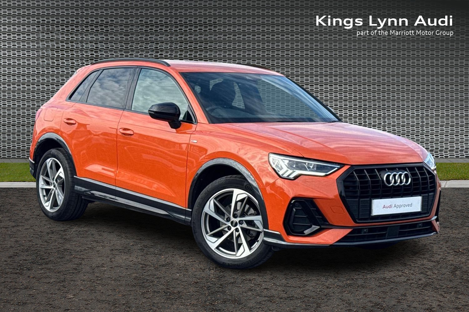 Main listing image - Audi Q3