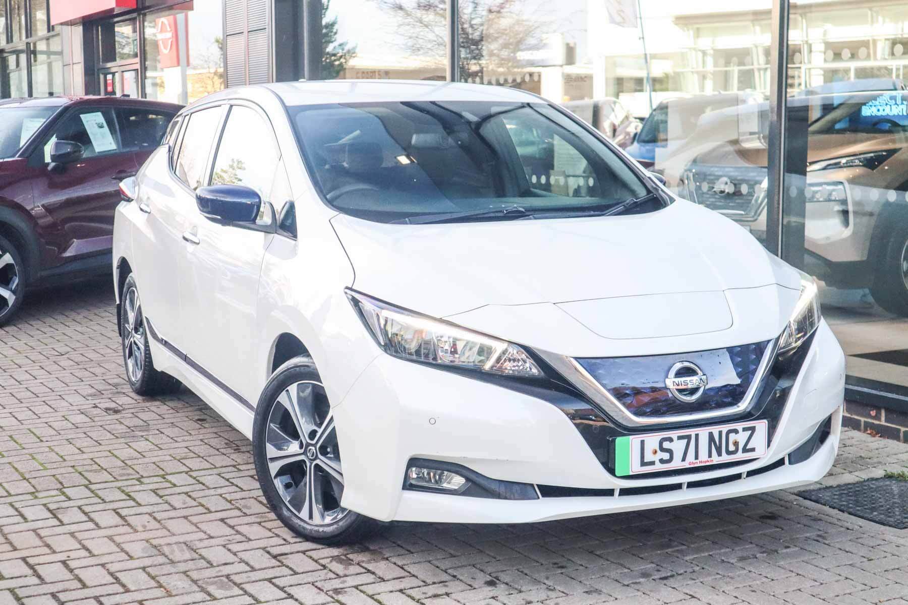 Main listing image - Nissan Leaf