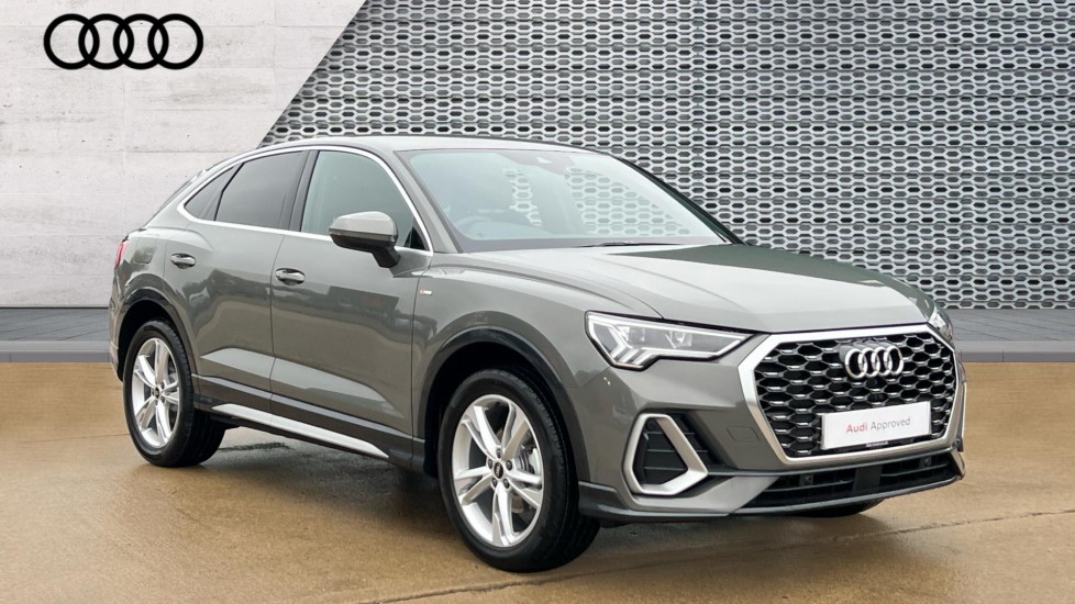 Main listing image - Audi Q3