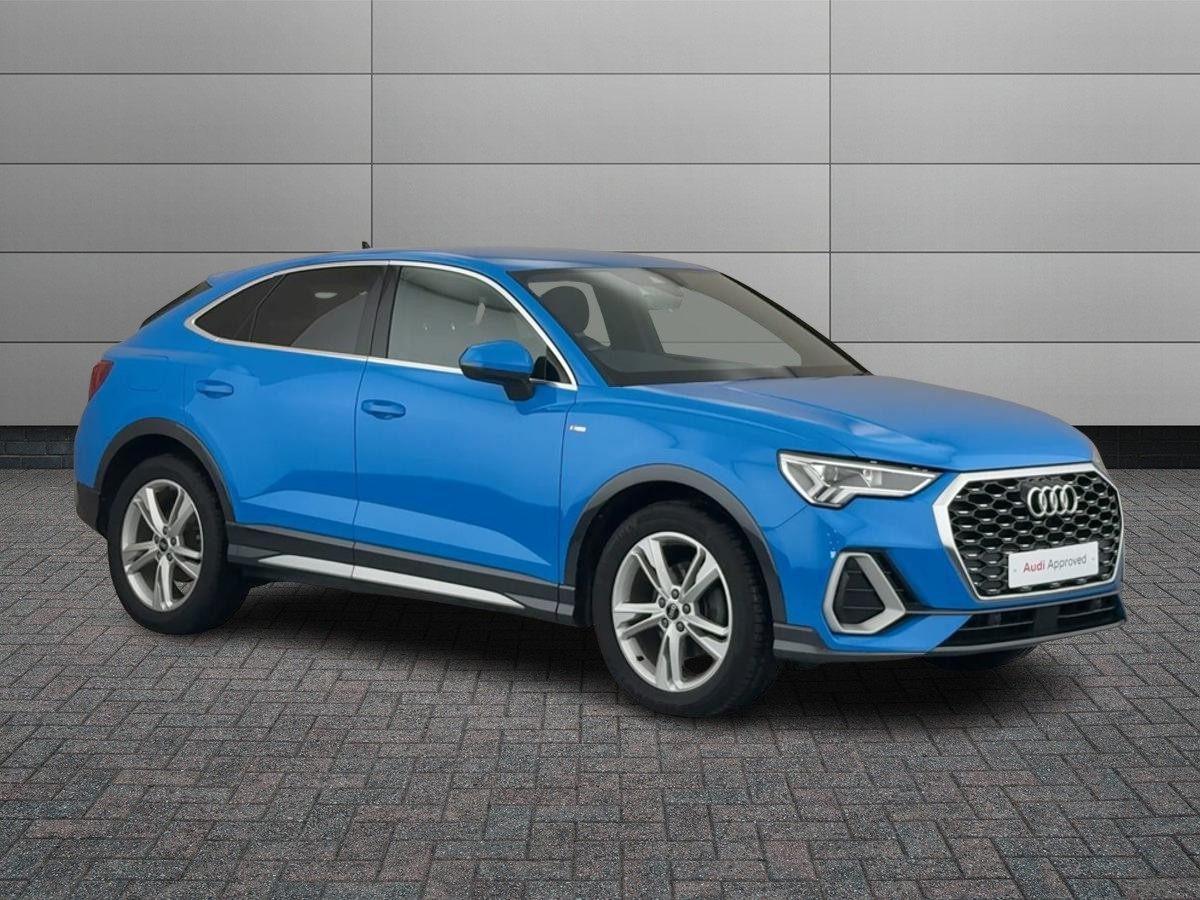 Main listing image - Audi Q3